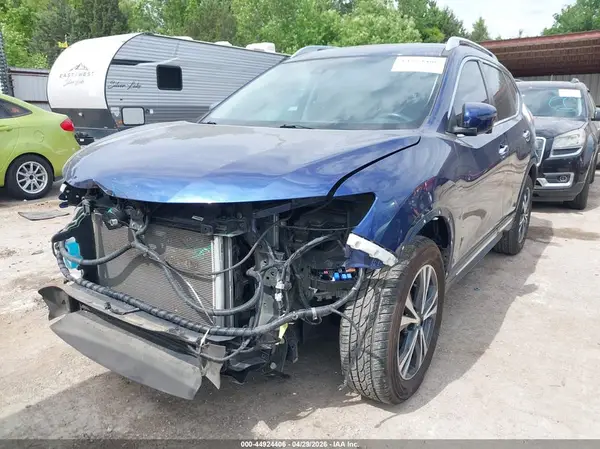 5N1AT2MV1JC743114 2018 NISSAN ROGUE - Image 2