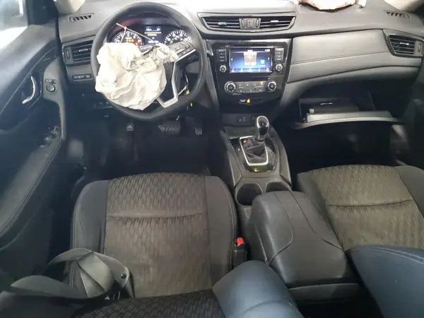 5N1AT2MV1JC746868 2018 NISSAN ROGUE - Image 8