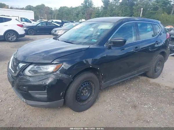 5N1AT2MV1JC747258 2018 NISSAN ROGUE - Image 2