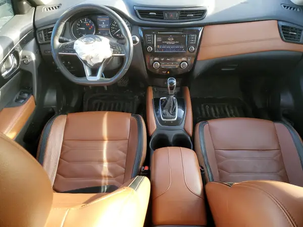 5N1AT2MV1JC747874 2018 NISSAN ROGUE - Image 8