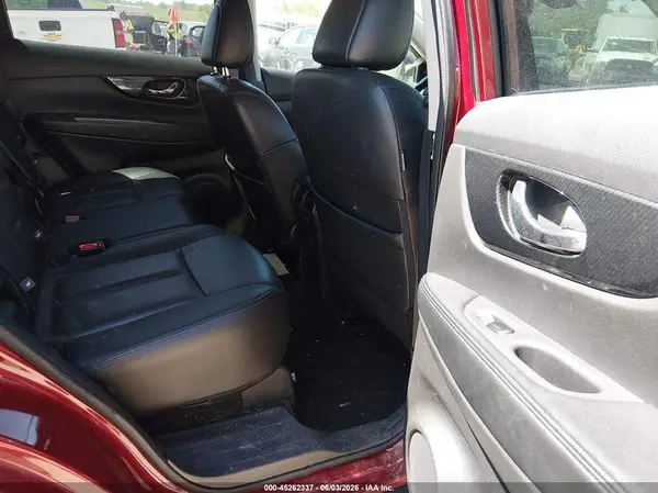 5N1AT2MV1JC753495 2018 NISSAN ROGUE - Image 8