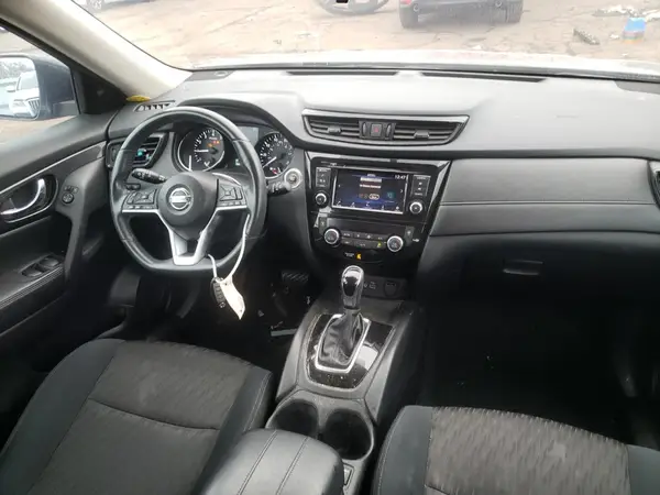 5N1AT2MV1JC753562 2018 NISSAN ROGUE - Image 8