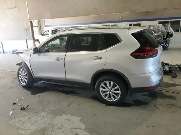 5N1AT2MV1JC754131 2018 NISSAN ROGUE - Image 2