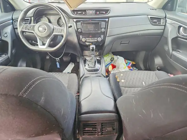5N1AT2MV1JC764383 2018 NISSAN ROGUE - Image 8