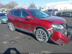 5N1AT2MV1JC764545 2018 NISSAN ROGUE