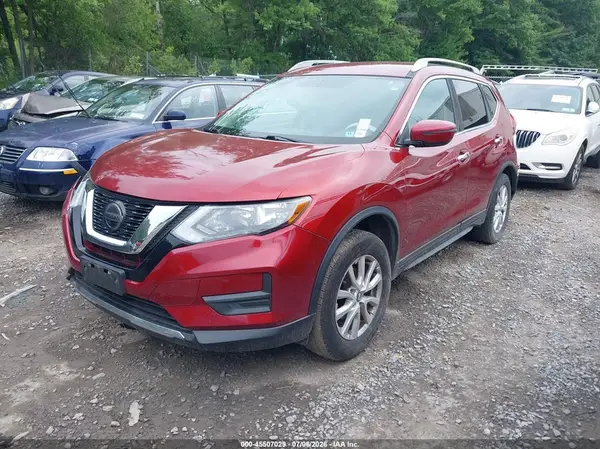5N1AT2MV1JC770006 2018 NISSAN ROGUE - Image 2