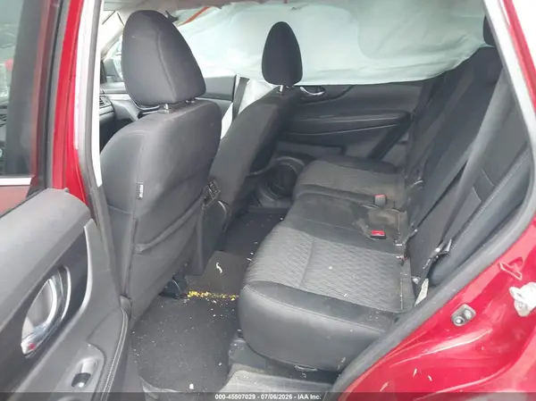5N1AT2MV1JC770006 2018 NISSAN ROGUE - Image 8