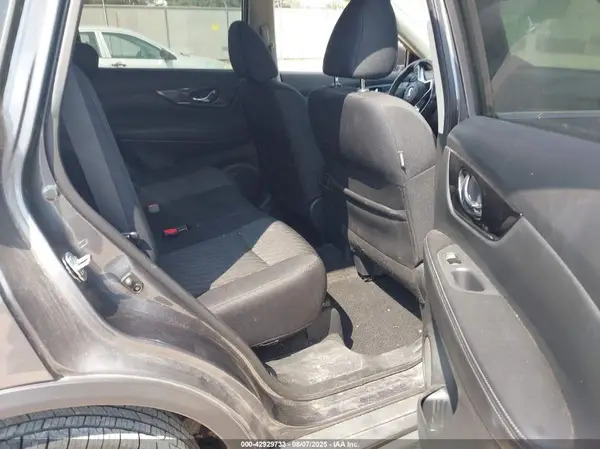 5N1AT2MV1JC772497 2018 NISSAN ROGUE - Image 8