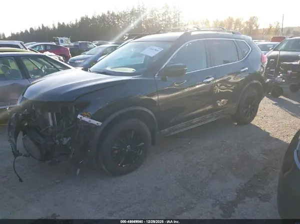 5N1AT2MV1JC775240 2018 NISSAN ROGUE - Image 2