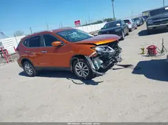 5N1AT2MV1JC785735 2018 NISSAN ROGUE