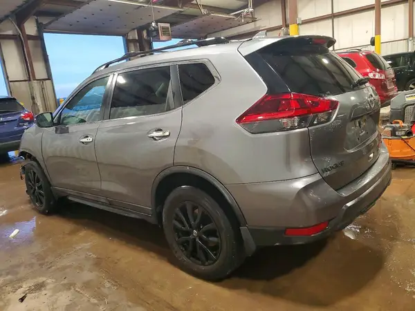 5N1AT2MV1JC786237 2018 NISSAN ROGUE - Image 2