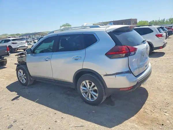 5N1AT2MV1JC788036 2018 NISSAN ROGUE - Image 2