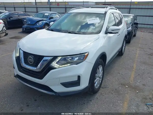 5N1AT2MV1JC788683 2018 NISSAN ROGUE - Image 2