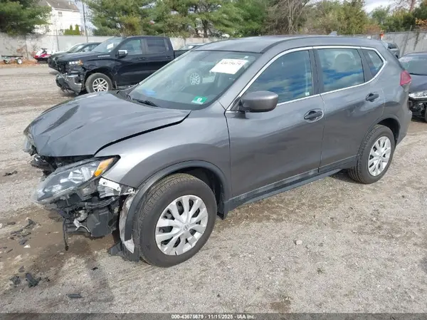 5N1AT2MV1JC789087 2018 NISSAN ROGUE - Image 2