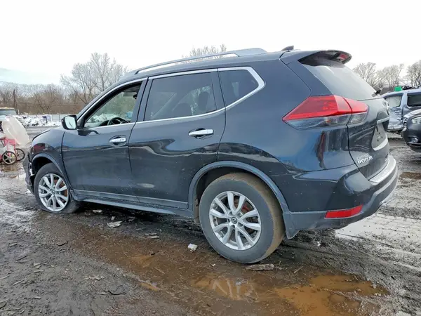 5N1AT2MV1JC790353 2018 NISSAN ROGUE - Image 2