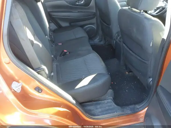 5N1AT2MV1JC791583 2018 NISSAN ROGUE - Image 8
