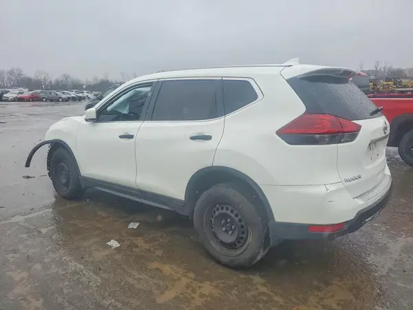 5N1AT2MV1JC791597 2018 NISSAN ROGUE - Image 2
