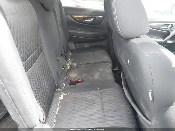 5N1AT2MV1JC794581 2018 NISSAN ROGUE - Image 8