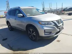 5N1AT2MV1JC796492 2018 NISSAN ROGUE