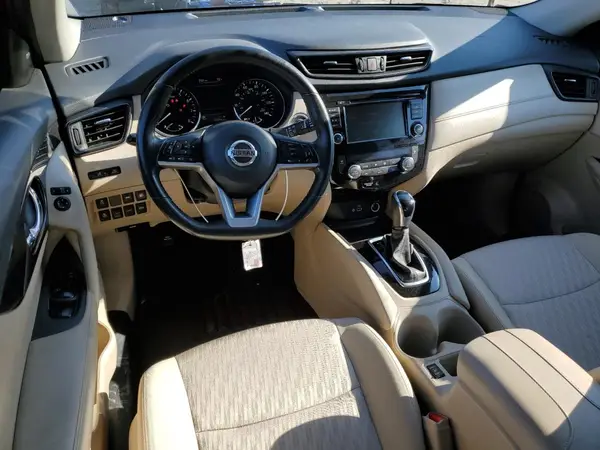 5N1AT2MV1JC797223 2018 NISSAN ROGUE - Image 8