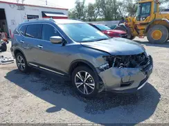 5N1AT2MV1JC798775 2018 NISSAN ROGUE