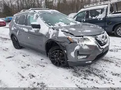 5N1AT2MV1JC800508 2018 NISSAN ROGUE