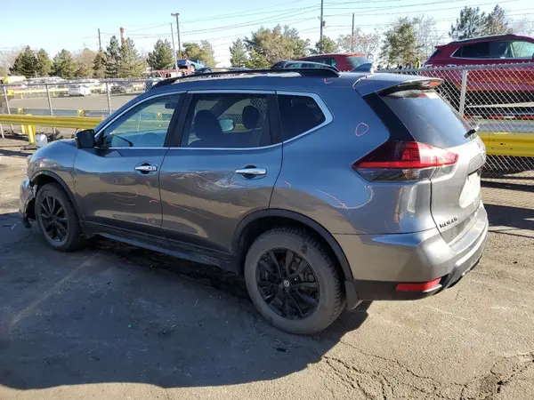5N1AT2MV1JC804414 2018 NISSAN ROGUE - Image 2