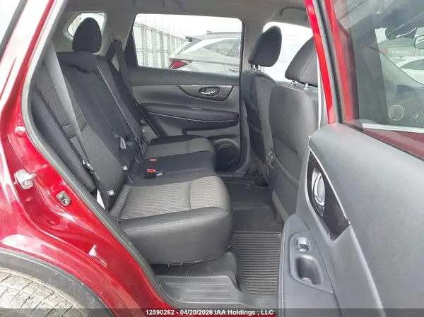 5N1AT2MV1JC805403 2018 NISSAN ROGUE - Image 8