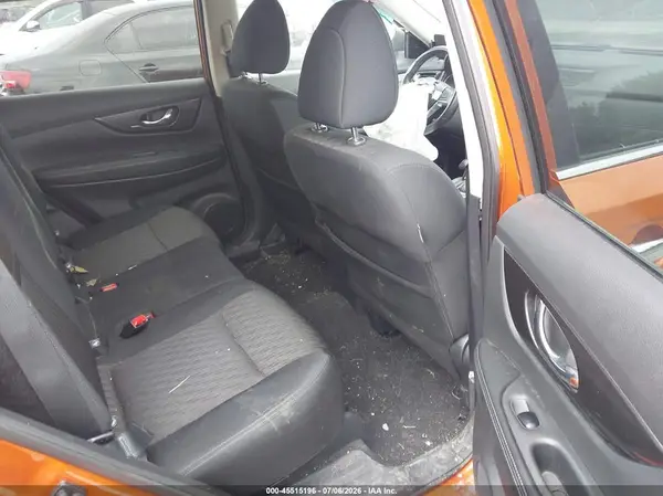 5N1AT2MV1JC805515 2018 NISSAN ROGUE - Image 8