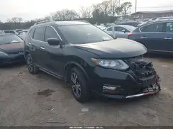 5N1AT2MV1JC805711 2018 NISSAN ROGUE