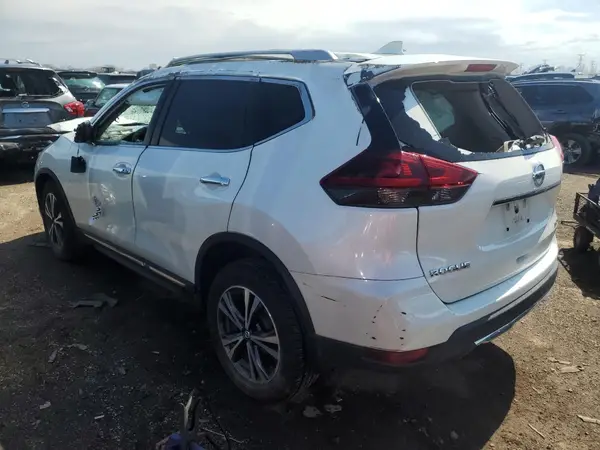 5N1AT2MV1JC808477 2018 NISSAN ROGUE - Image 2