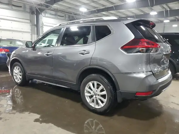 5N1AT2MV1JC816093 2018 NISSAN ROGUE - Image 2