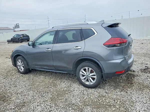 5N1AT2MV1JC819107 2018 NISSAN ROGUE - Image 2