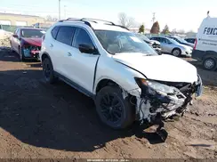 5N1AT2MV1JC820564 2018 NISSAN ROGUE