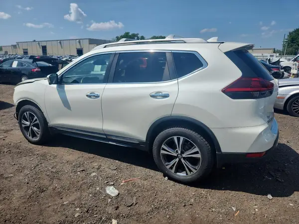 5N1AT2MV1JC822735 2018 NISSAN ROGUE - Image 2