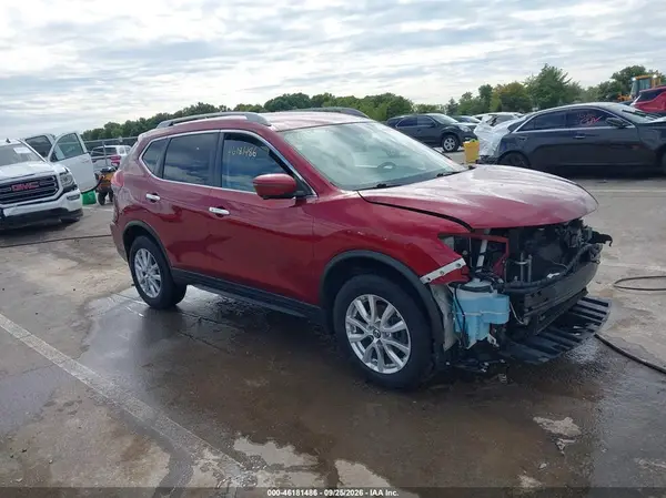 5N1AT2MV1JC823979 2018 NISSAN ROGUE - Image 1