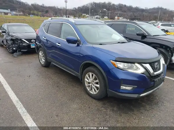 5N1AT2MV1JC824534 2018 NISSAN ROGUE - Image 1