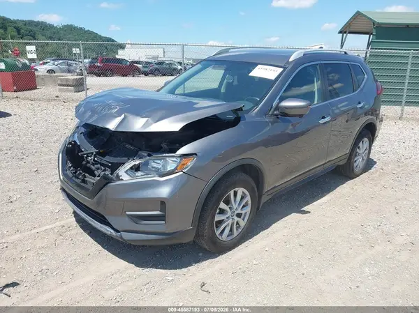 5N1AT2MV1JC849644 2018 NISSAN ROGUE - Image 2