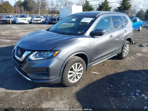 5N1AT2MV1JC850356 2018 NISSAN ROGUE - Image 2