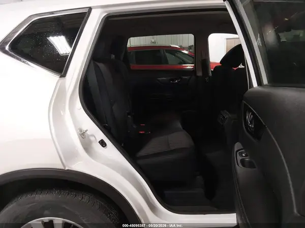 5N1AT2MV1JC850714 2018 NISSAN ROGUE - Image 8