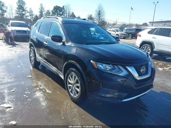 5N1AT2MV1KC731059 2019 NISSAN ROGUE - Image 1