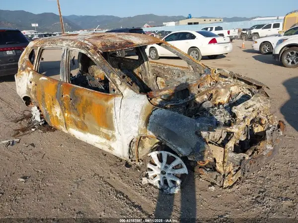 5N1AT2MV1KC740117 2019 NISSAN ROGUE - Image 1