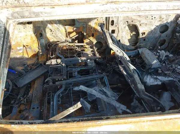 5N1AT2MV1KC740117 2019 NISSAN ROGUE - Image 8