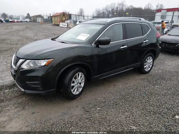 5N1AT2MV1KC753983 2019 NISSAN ROGUE - Image 2