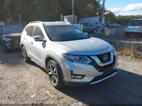 5N1AT2MV1KC756365 2019 NISSAN ROGUE - Image 1