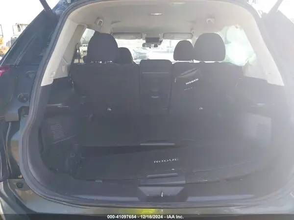 5N1AT2MV1KC758228 2019 NISSAN ROGUE - Image 8