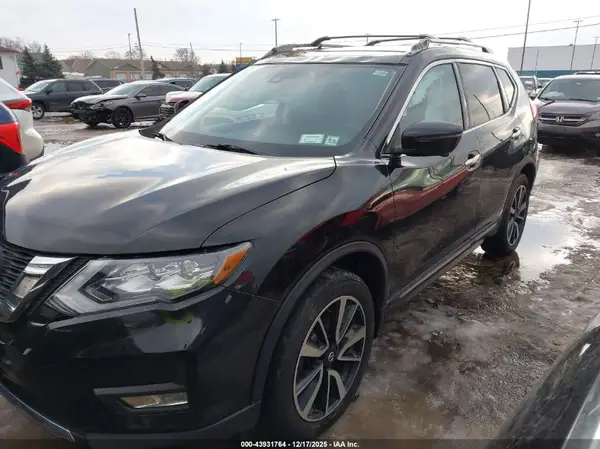 5N1AT2MV1KC768225 2019 NISSAN ROGUE - Image 2
