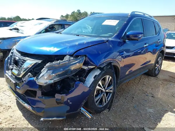 5N1AT2MV1KC769228 2019 NISSAN ROGUE - Image 2