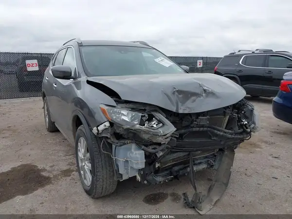 5N1AT2MV1KC770072 2019 NISSAN ROGUE - Image 1