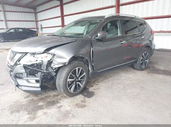 5N1AT2MV1KC781086 2019 NISSAN ROGUE - Image 2